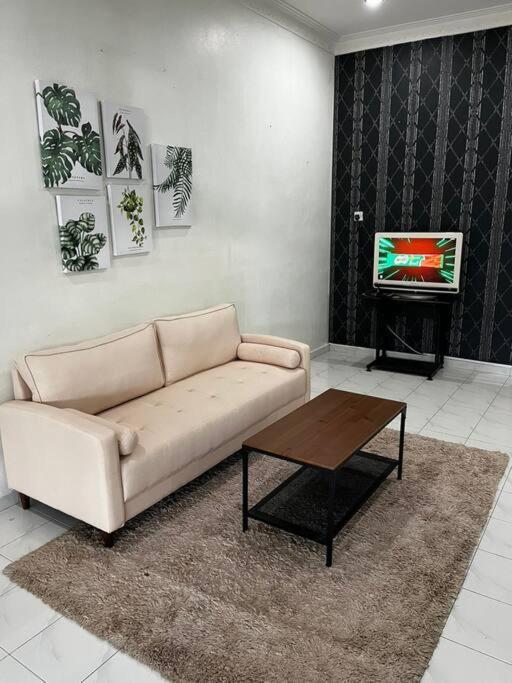Manjung Modern + Cozy Terrace Home Lumut Luaran gambar